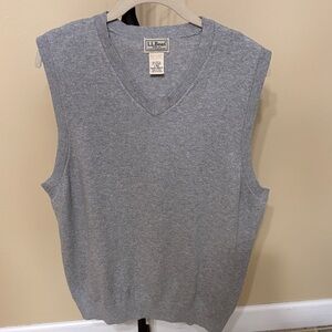 L.L. Bean Heather Gray Knit Vest large